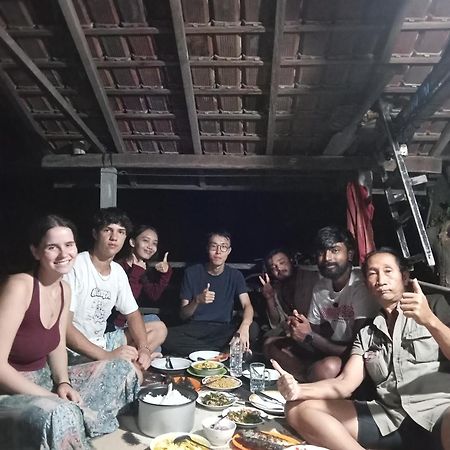Apollo Hostel Lovina  Ngoại thất bức ảnh