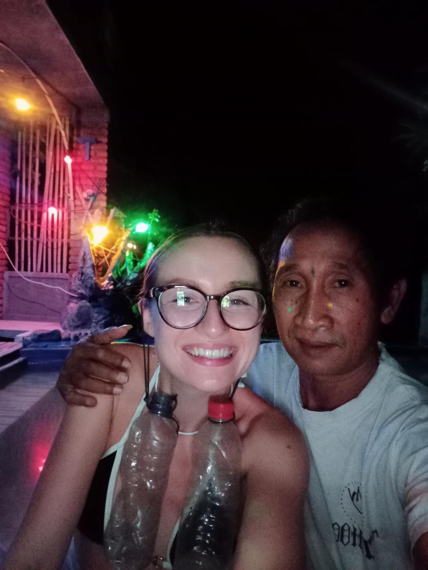 Apollo Hostel Lovina  Ngoại thất bức ảnh